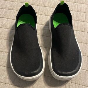 OOFOS Oomg EEZEE Low Recovery Shoes Women's 8